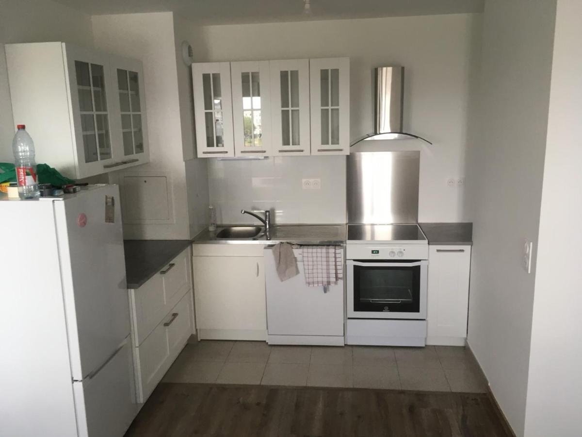 3 Room Flat In Parklane - 1,5Km Disney Serris Esterno foto